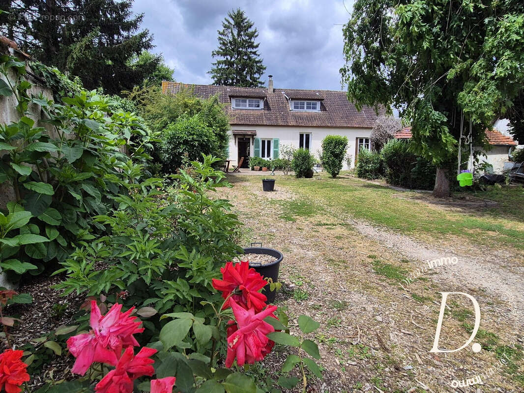 Maison à GASNY