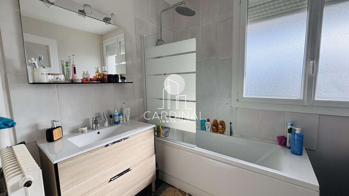 Maison à SAINT-APOLLINAIRE