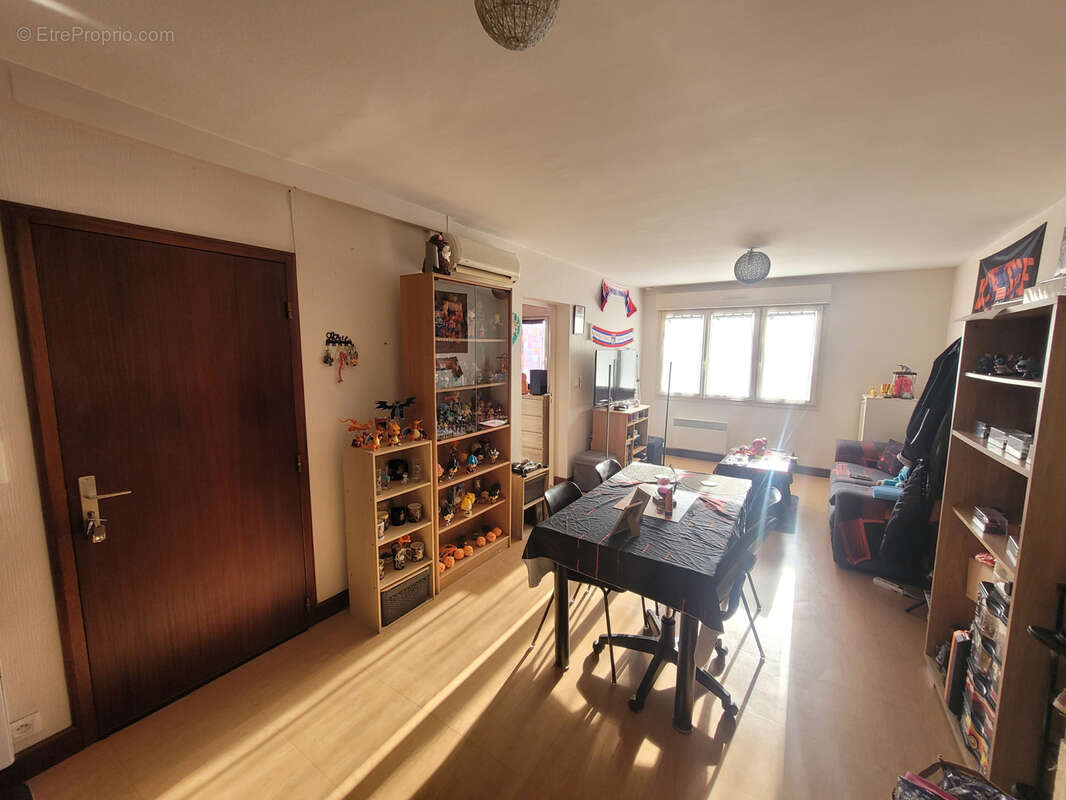 Appartement à SABLE-SUR-SARTHE
