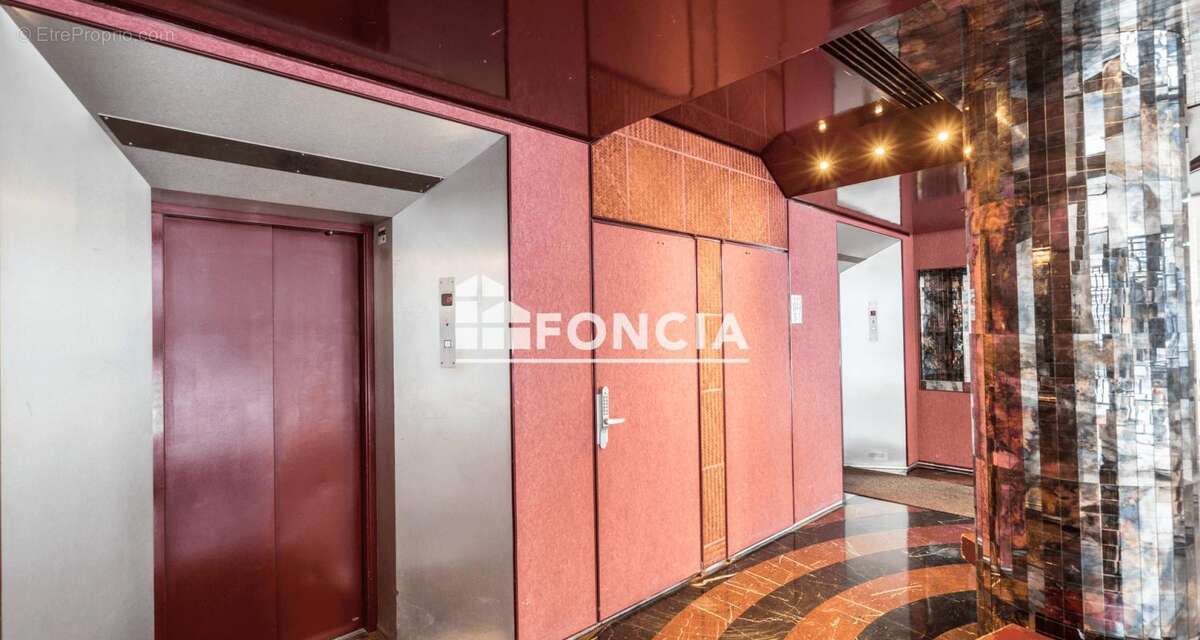Appartement à PARIS-10E