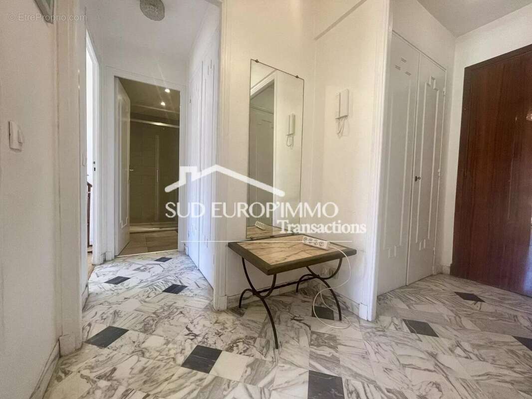 Appartement à NICE