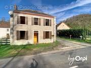 Maison à LA PETITE-MARCHE