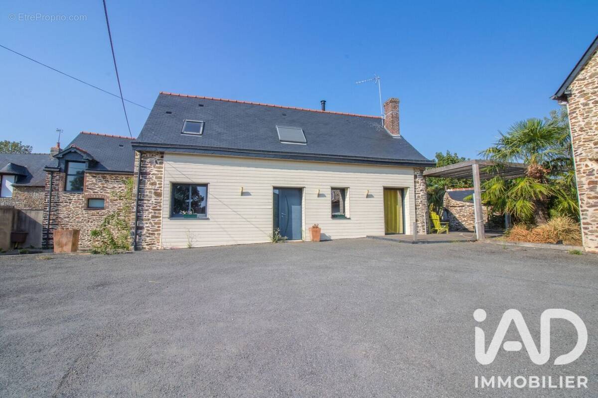 Photo 1 - Maison à COESMES