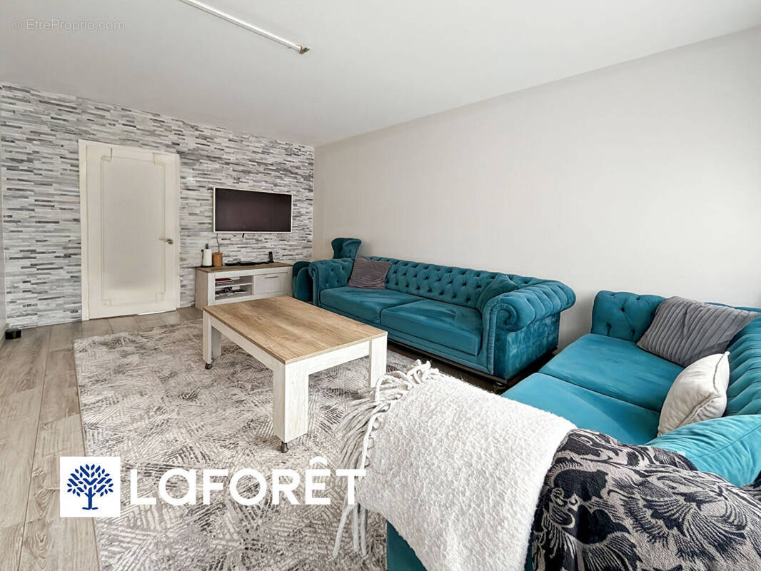 Appartement à RIS-ORANGIS