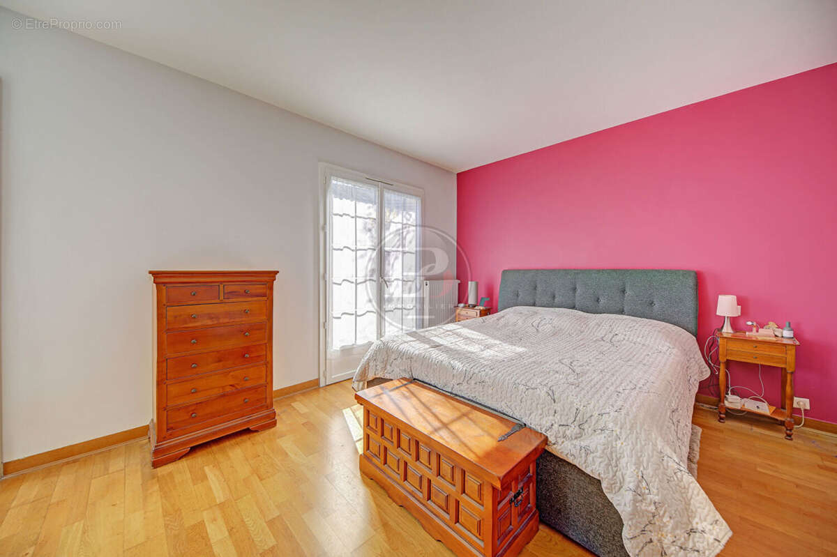 Maison à MAREIL-MARLY