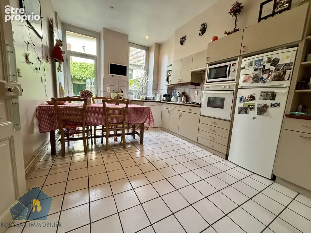 Maison 180 m² à Boussac  - photo 2