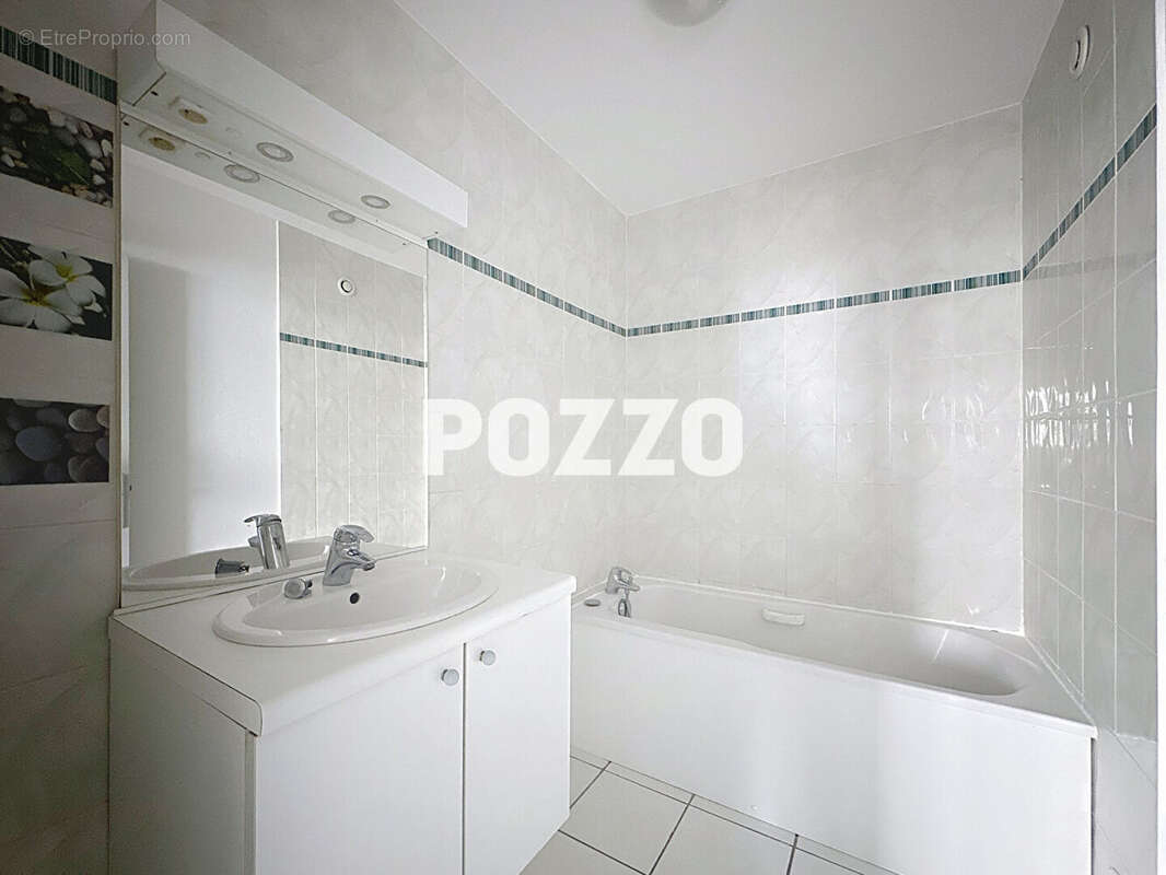 Appartement à HEROUVILLE-SAINT-CLAIR