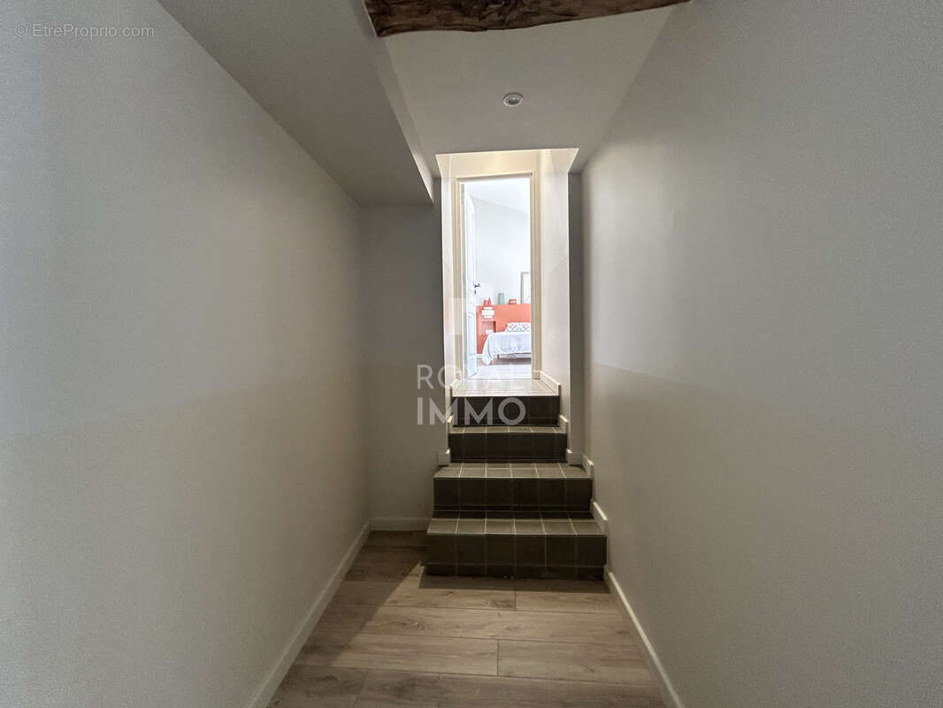 Maison à COLLOBRIERES