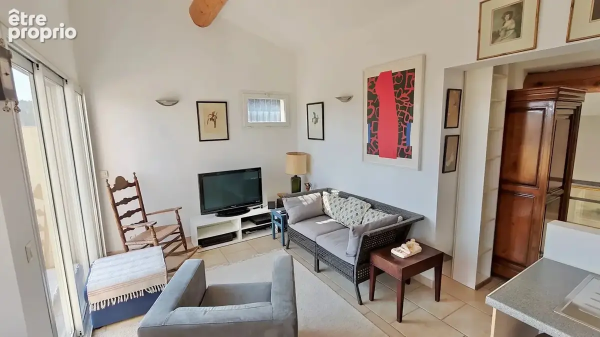 Villa de caractère avec piscine à débordement, vue dégagée et appartement indépendant - photo 14