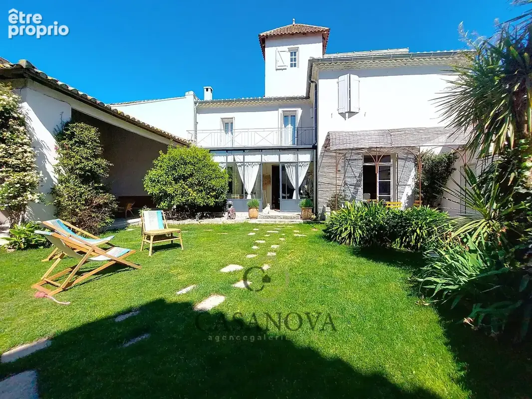 Maison à MAUGUIO