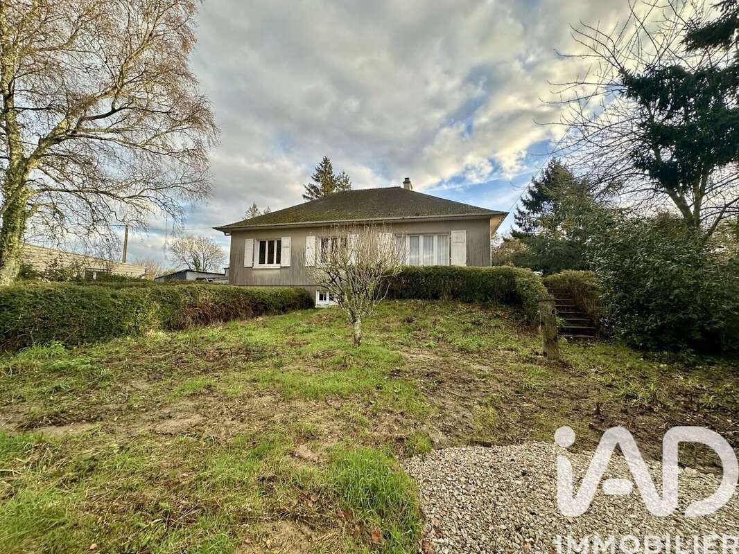 Photo 2 - Maison à SAINT-JACQUES-DE-NEHOU