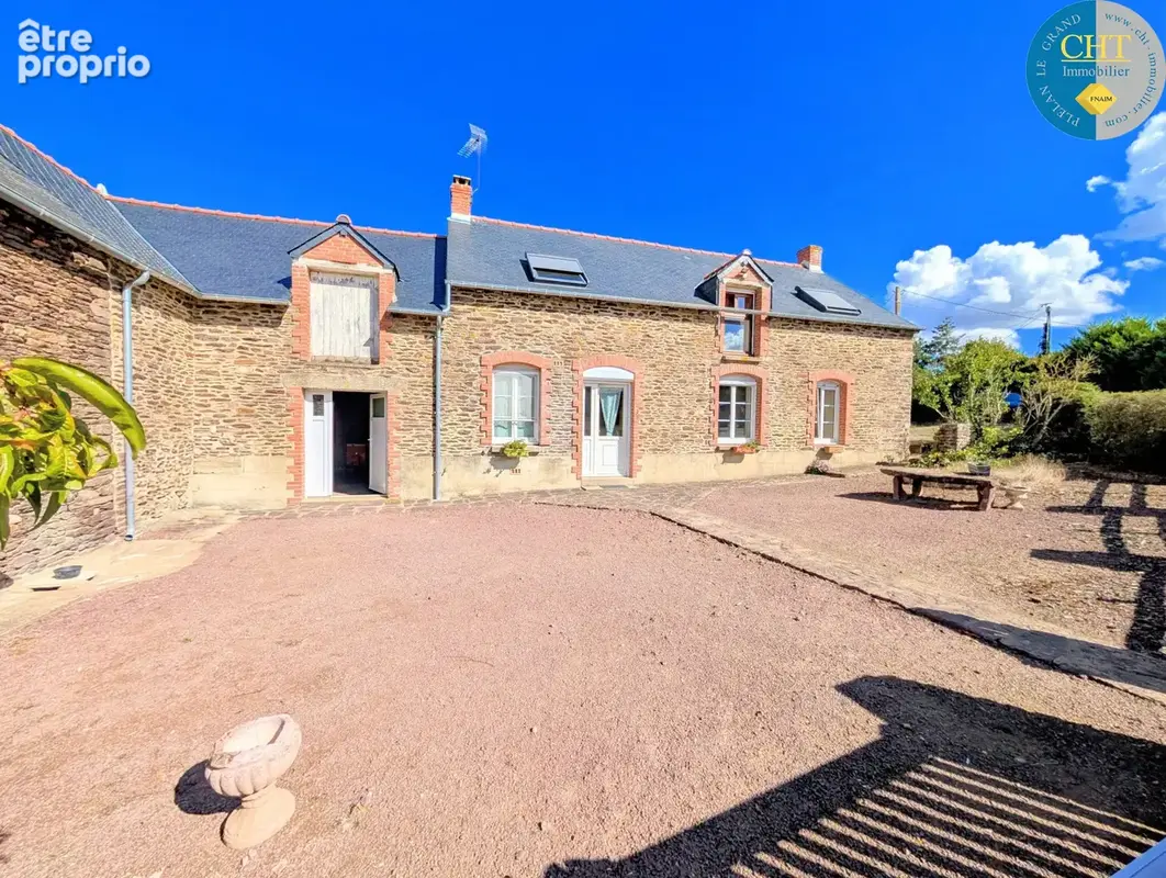 Photo Maison à Concoret au prix de 206 700€
