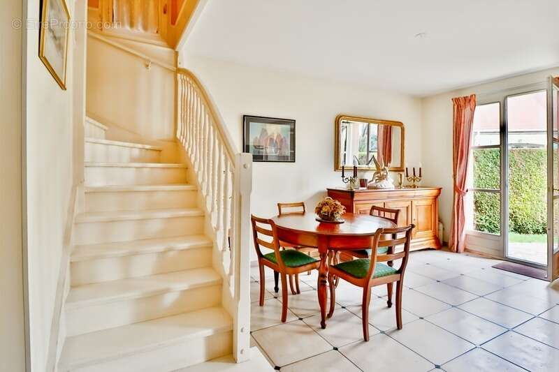 Maison à RUEIL-MALMAISON