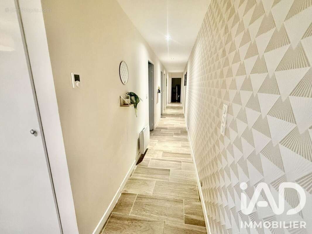 Maison 135 m² à La Trinite-Porhoet  - photo 9