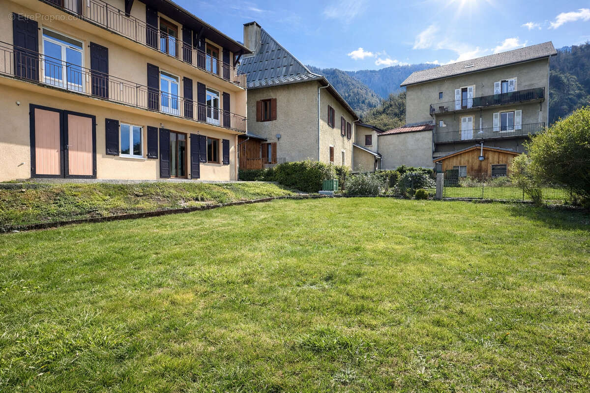 Appartement à TANINGES