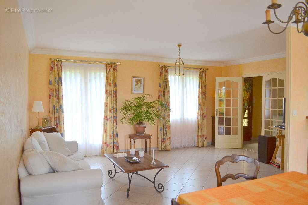 Maison à CHATELLERAULT