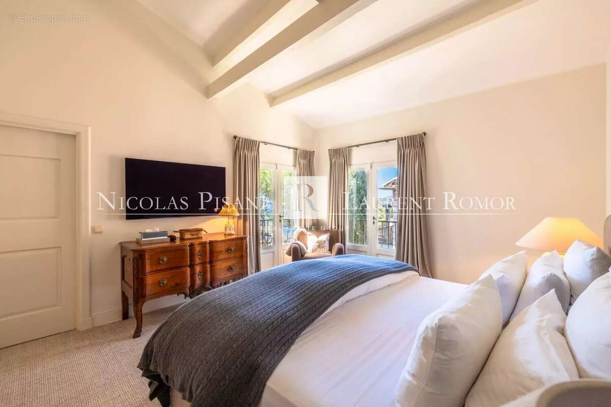 Appartement à VILLEFRANCHE-SUR-MER