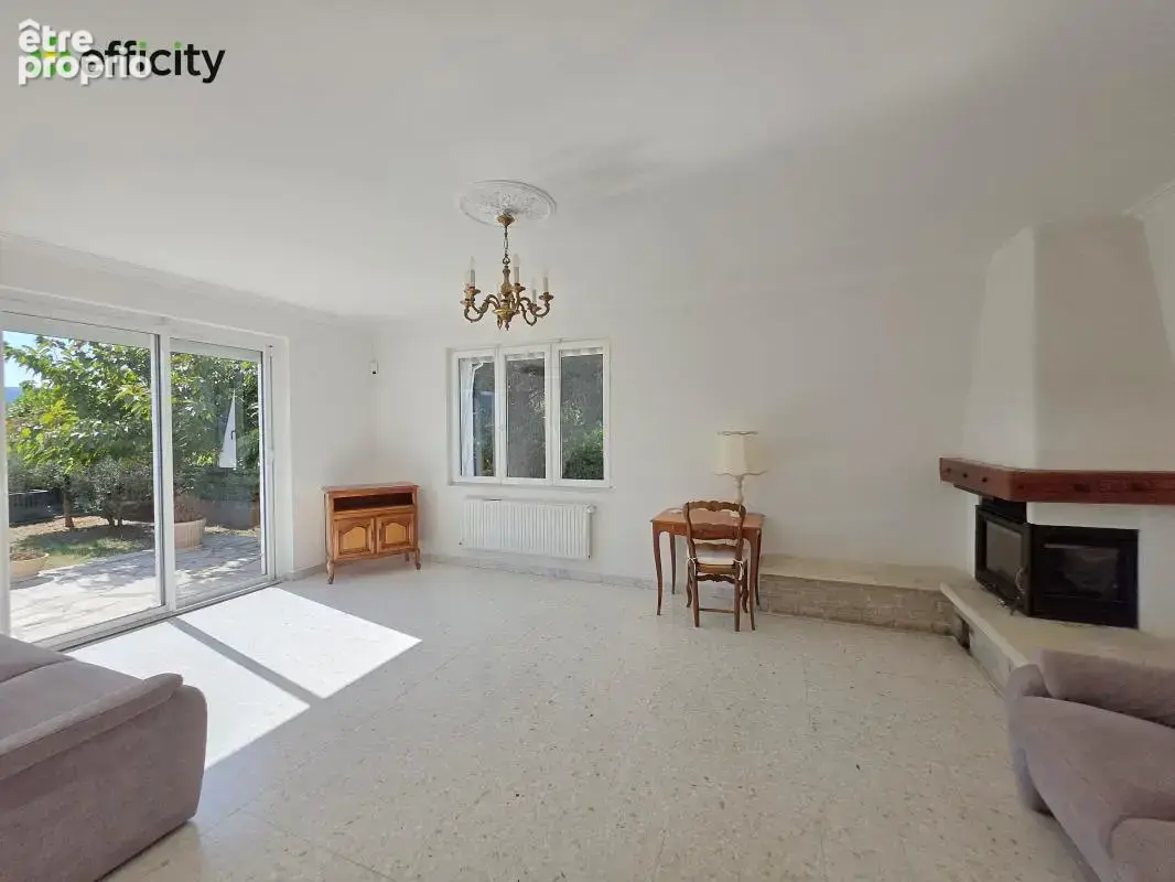 Maison 4 pièces 93 m² à vendre à Montfort (04600) - photo 5