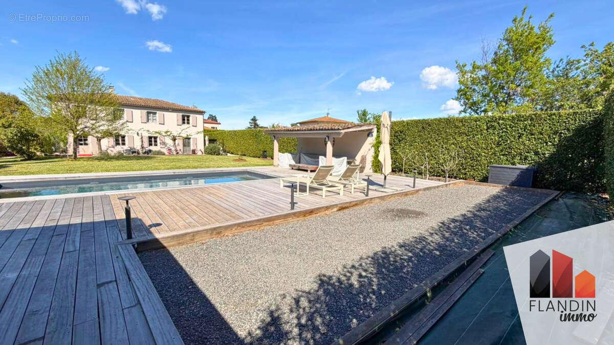 Maison à VOURLES