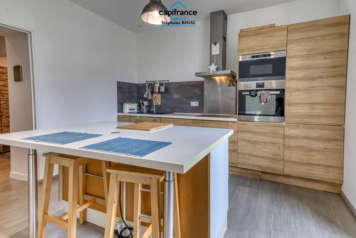 Dpt Lot et Garonne (47), à vendre FUMEL maison de ville P6 de 130 m² - Parcelle de 135m² - photo 6