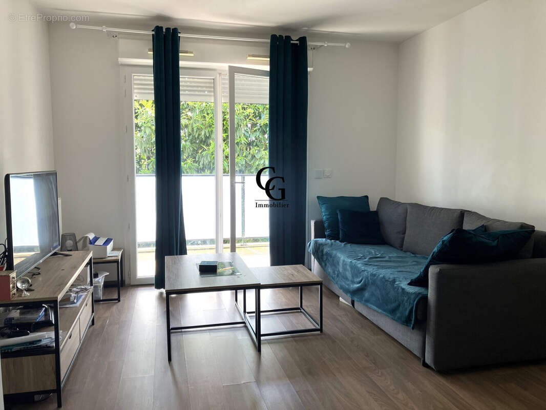 Appartement à SAINT-SEBASTIEN-SUR-LOIRE