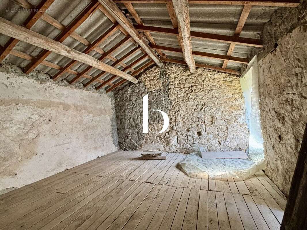 Maison à UZES