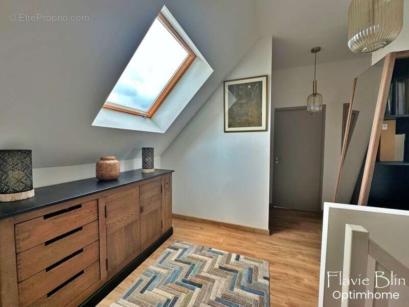 Maison à NEAUPHLETTE