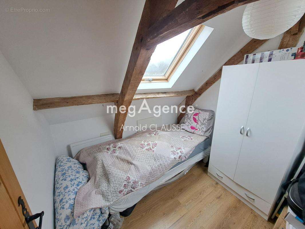 Maison à GUESCHART