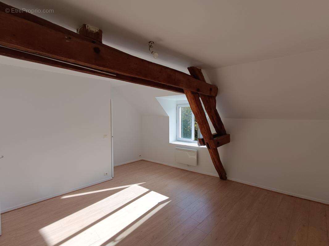 Appartement à ELANCOURT