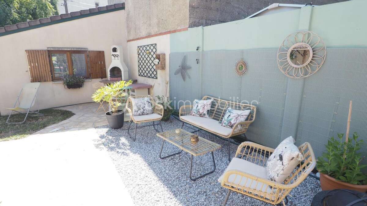 Maison à SAINT-JEAN-DE-LA-RUELLE