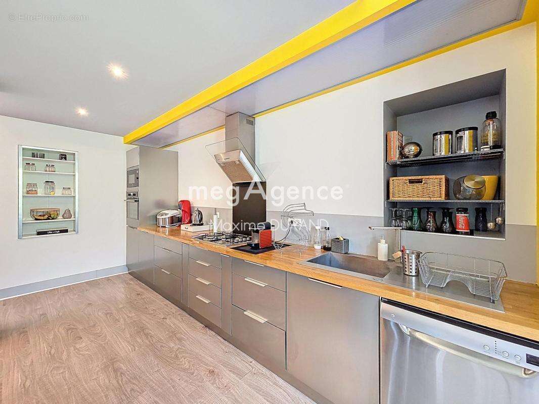 Maison rénovée - proche sacre coeur - photo 3