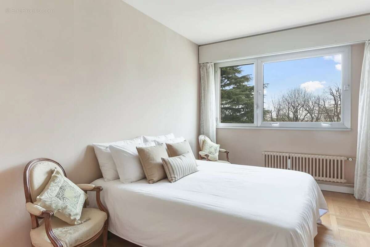 Appartement à GARCHES