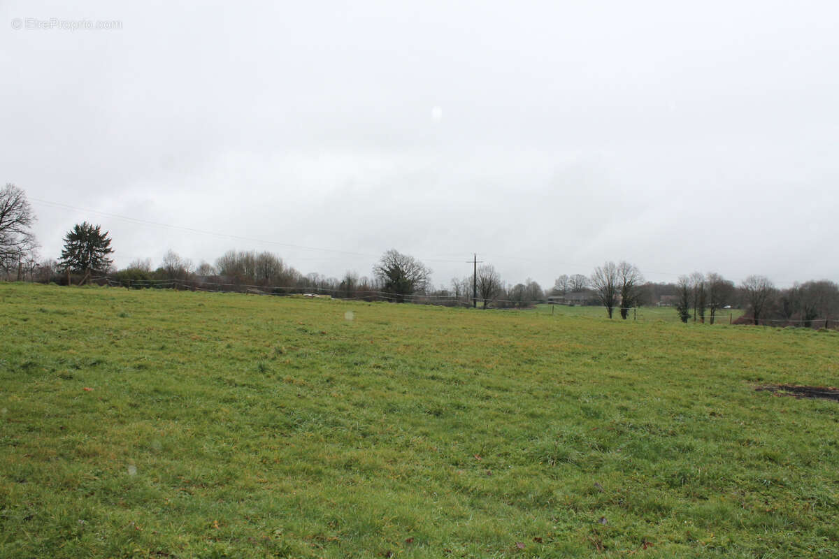 Maison à JUMILHAC-LE-GRAND
