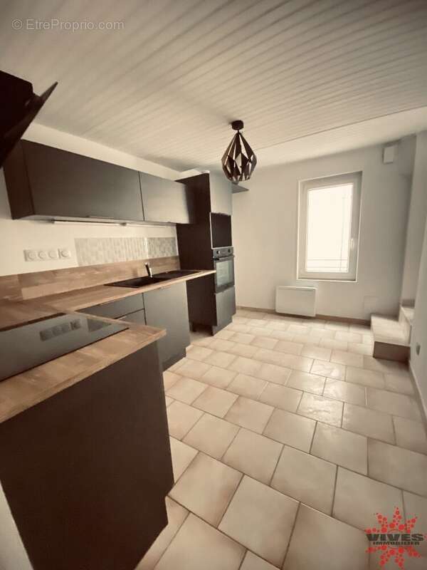 Maison à NISSAN-LEZ-ENSERUNE