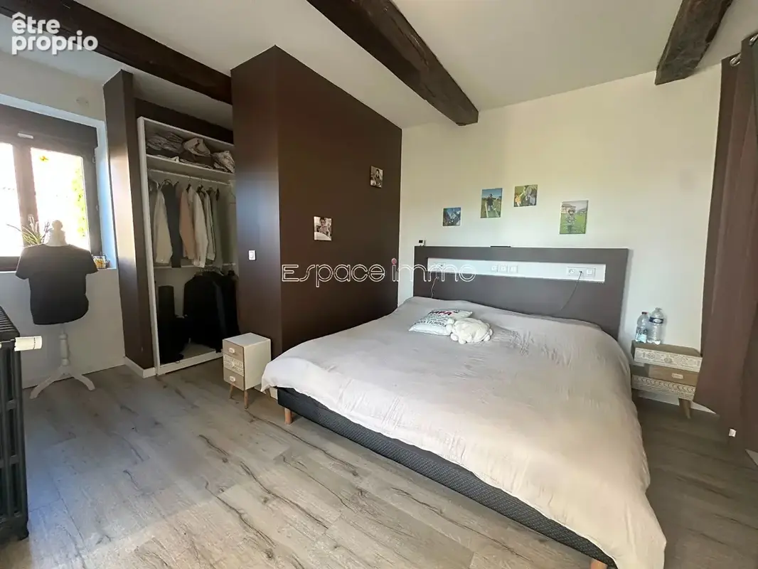 Domaine équestre avec propriété de caractère rénovée - 188m² - 4 chambres - 7 hectares de terrain - ESCLAVELLES - photo 11