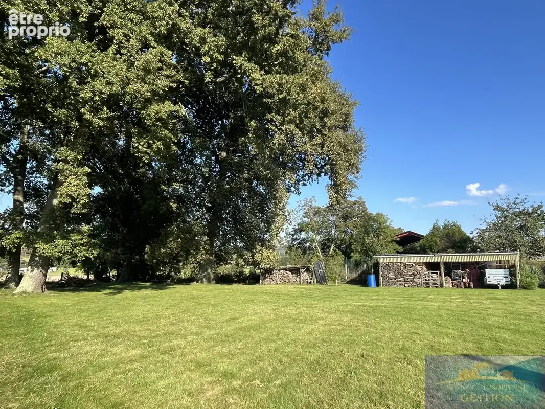 SUD DE TARBES - Environnement privilegié calme et verdoyant - Terrain à bâtir de 2 185 M2 - photo 2