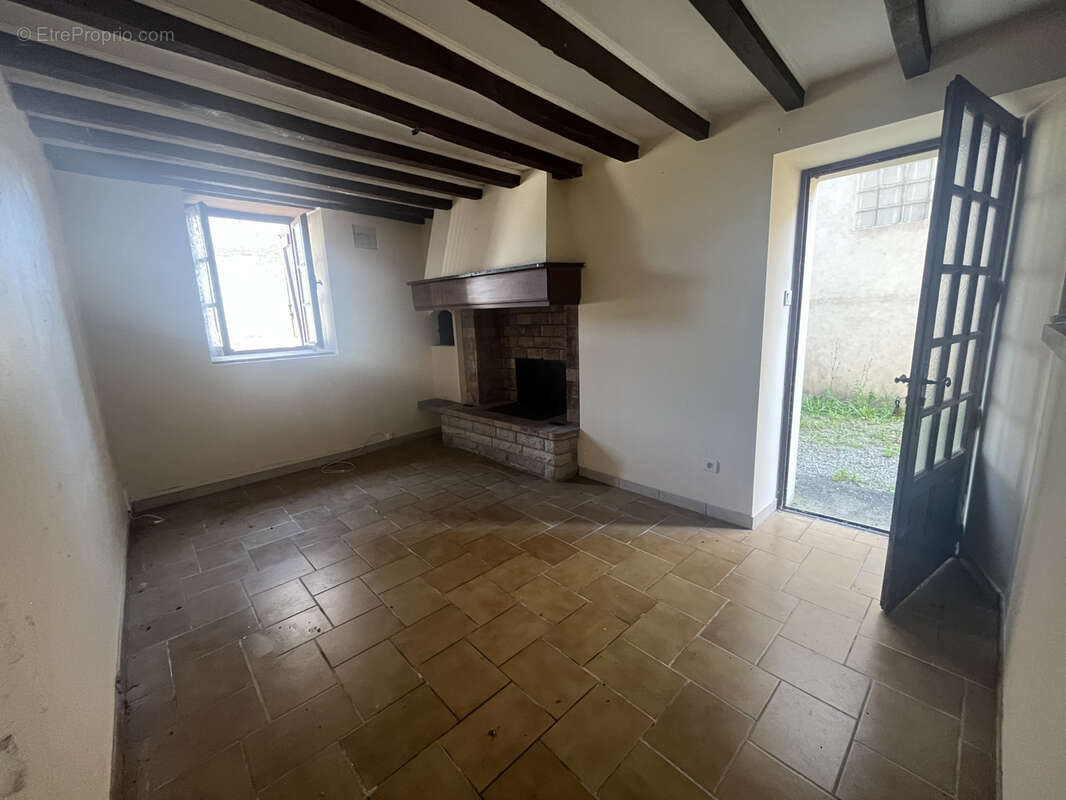 Maison à SAUVETERRE-DE-BEARN