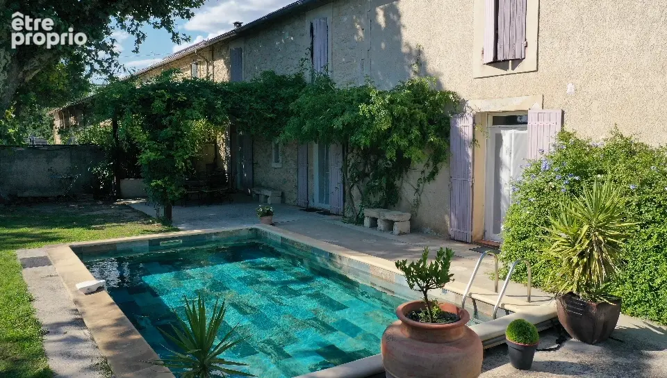 BEAUCAIRE Mas 6 pièces 186 m2 - 5 chambres - 3 SDB - photo 3