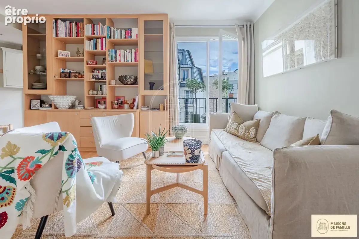 Appartement à PARIS-16E