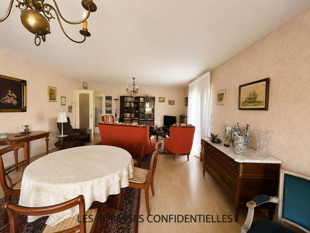 Appartement à TASSIN-LA-DEMI-LUNE