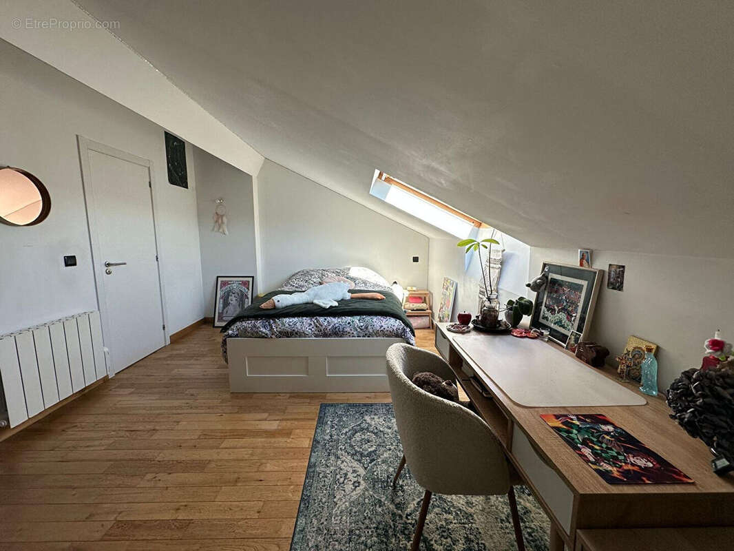 Appartement à LE PERREUX-SUR-MARNE