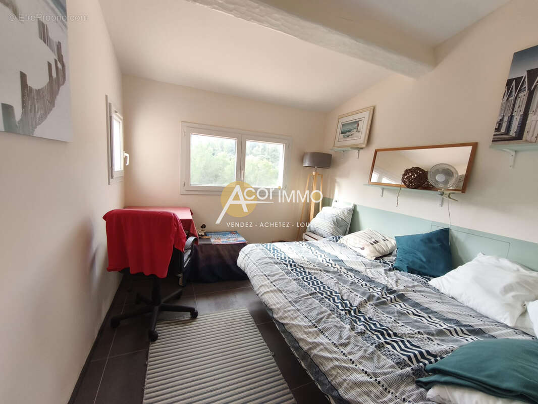 La seyne sur mer - fabregas - villa t7 + double garage - photo 18