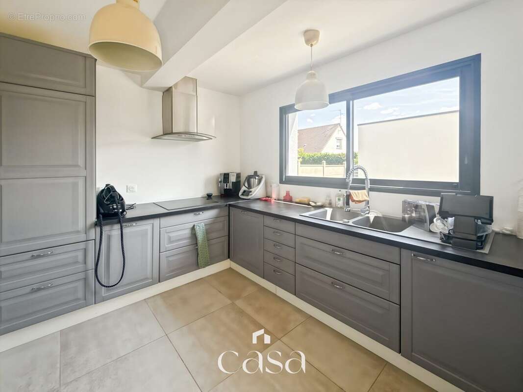 Maison 102 m² à Verson  - photo 3