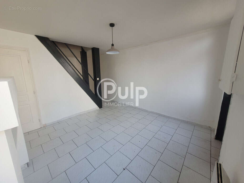 Maison à ANNEZIN