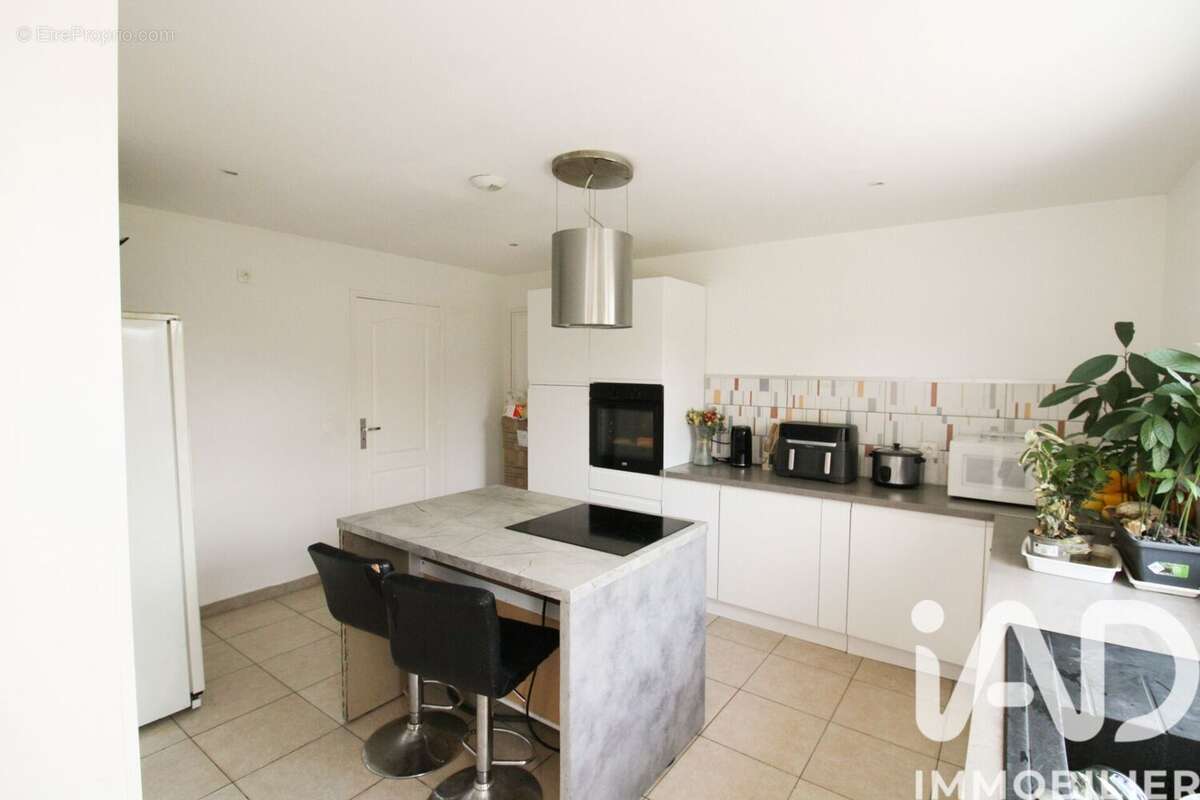 Photo 8 - Maison à POMMEUSE