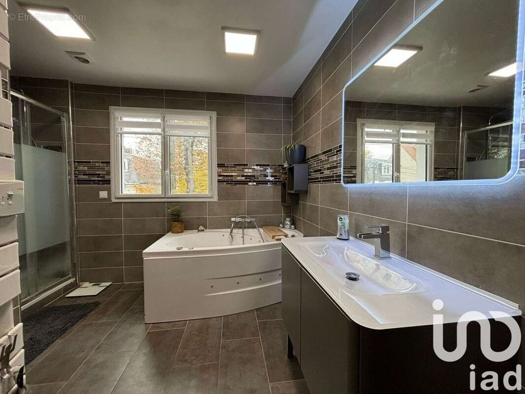 Photo 7 - Maison à VILLIERS-SUR-MARNE