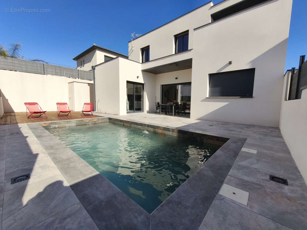 Vend villa T5 avec Garage et piscine - photo 2