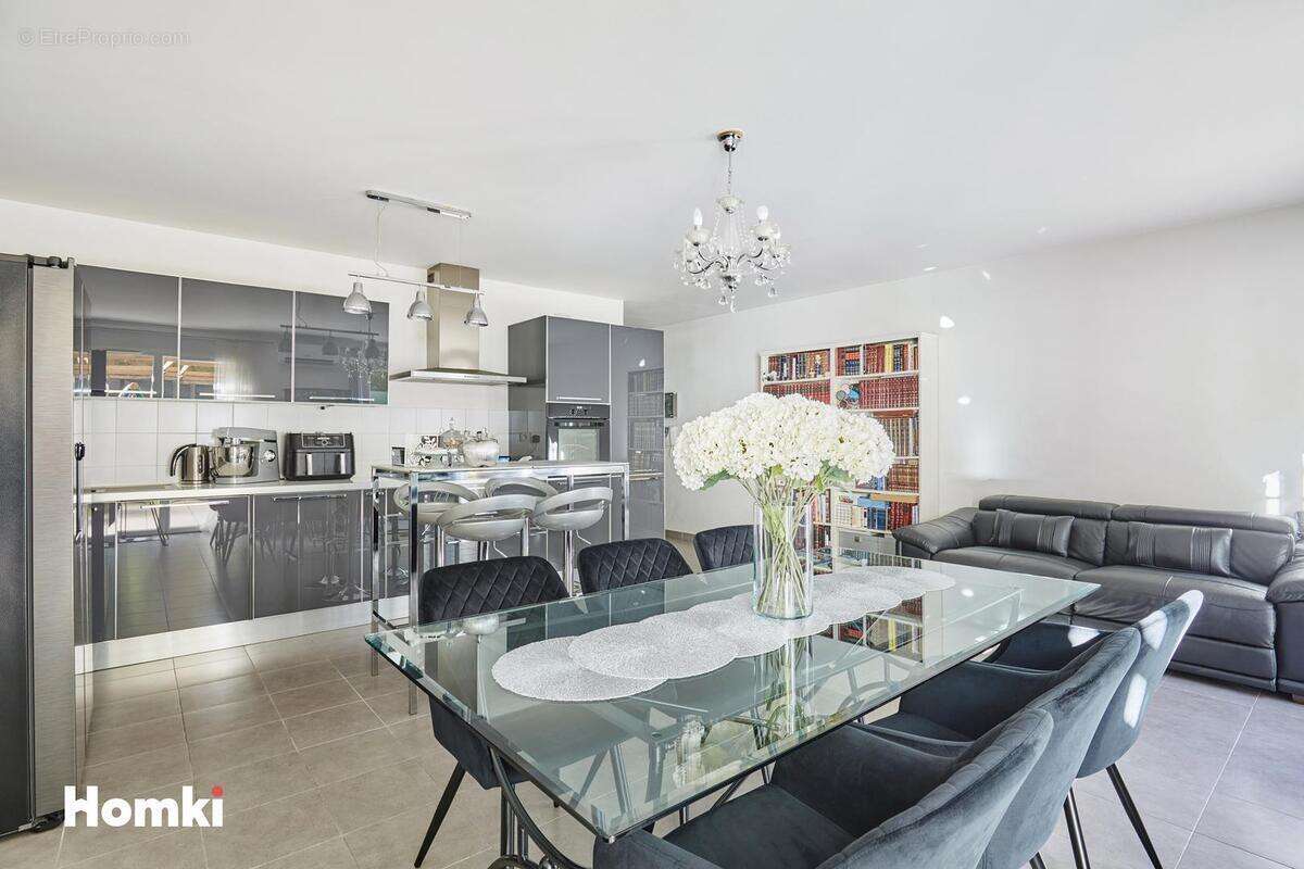 Appartement à MARSEILLE-10E