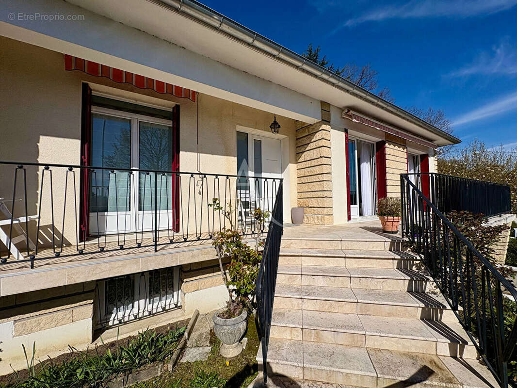Maison à GIF-SUR-YVETTE