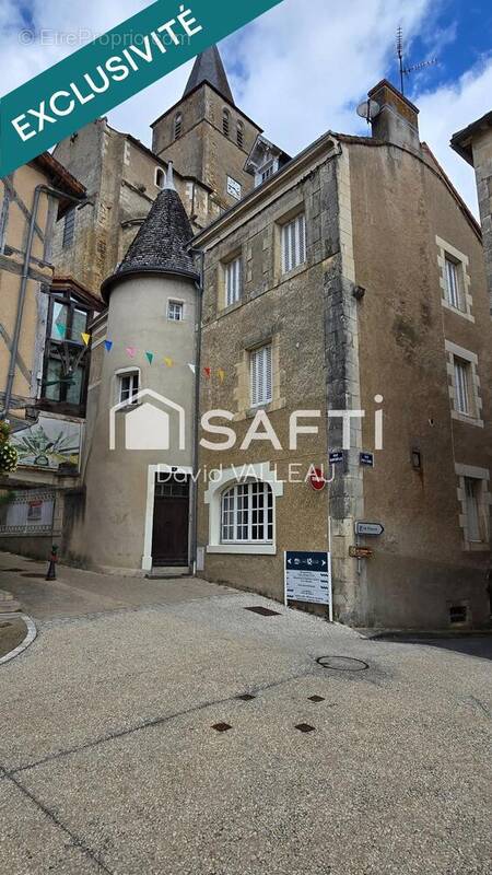Photo 1 - Maison à MONTMORILLON
